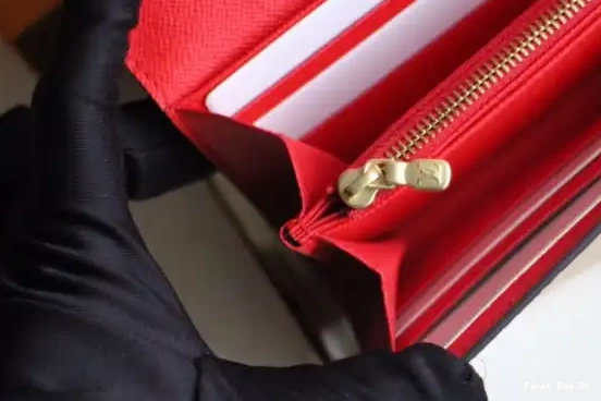 Firstbag SARAH VUITTON LOUIS WALLET 0609